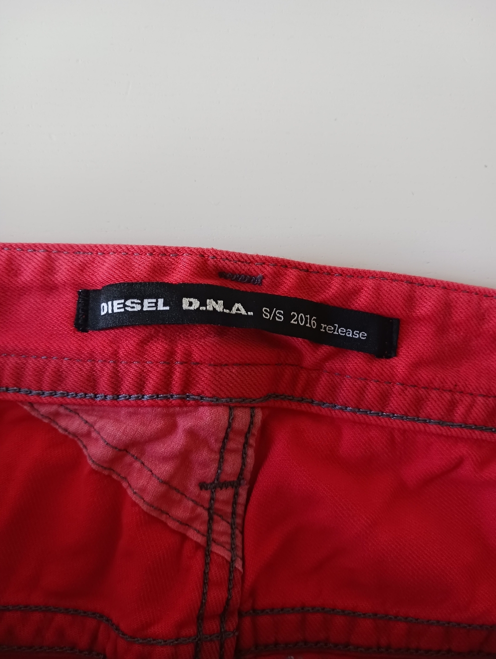 NWT Diesel THAVAR red Jeans Size 32" x 33" - Picture 7 of 13